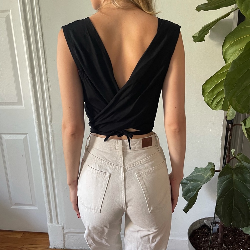 Vintage Reversible Black Wrap Crop Top - Picture 11 of 11